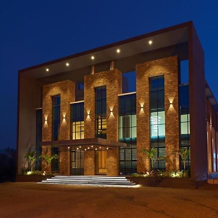 Hotel Shlok Kolhapur Ngoại thất bức ảnh