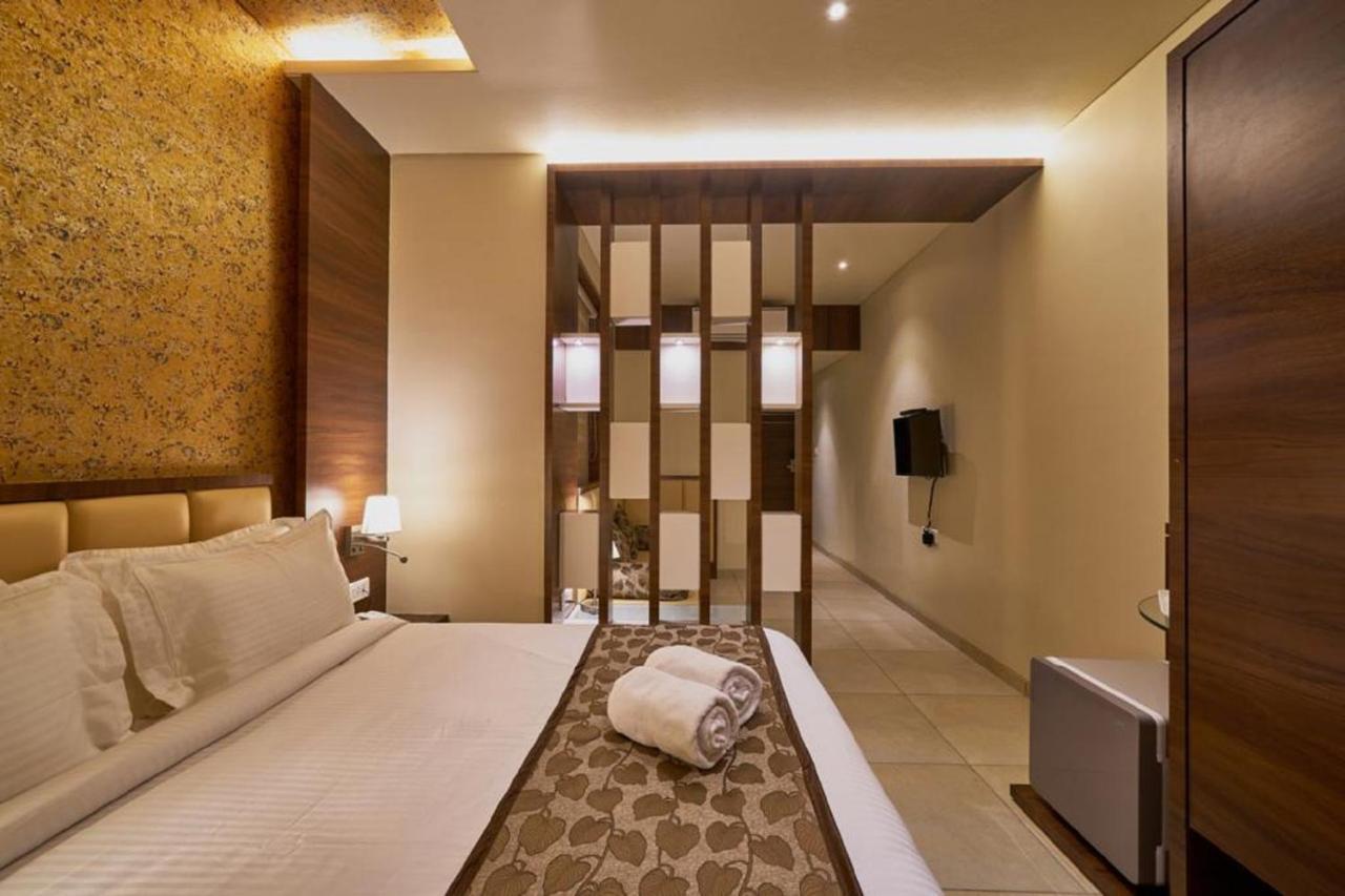 Hotel Shlok Kolhapur Ngoại thất bức ảnh